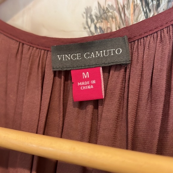 Top by Vince Camuto - Picture 4 of 4